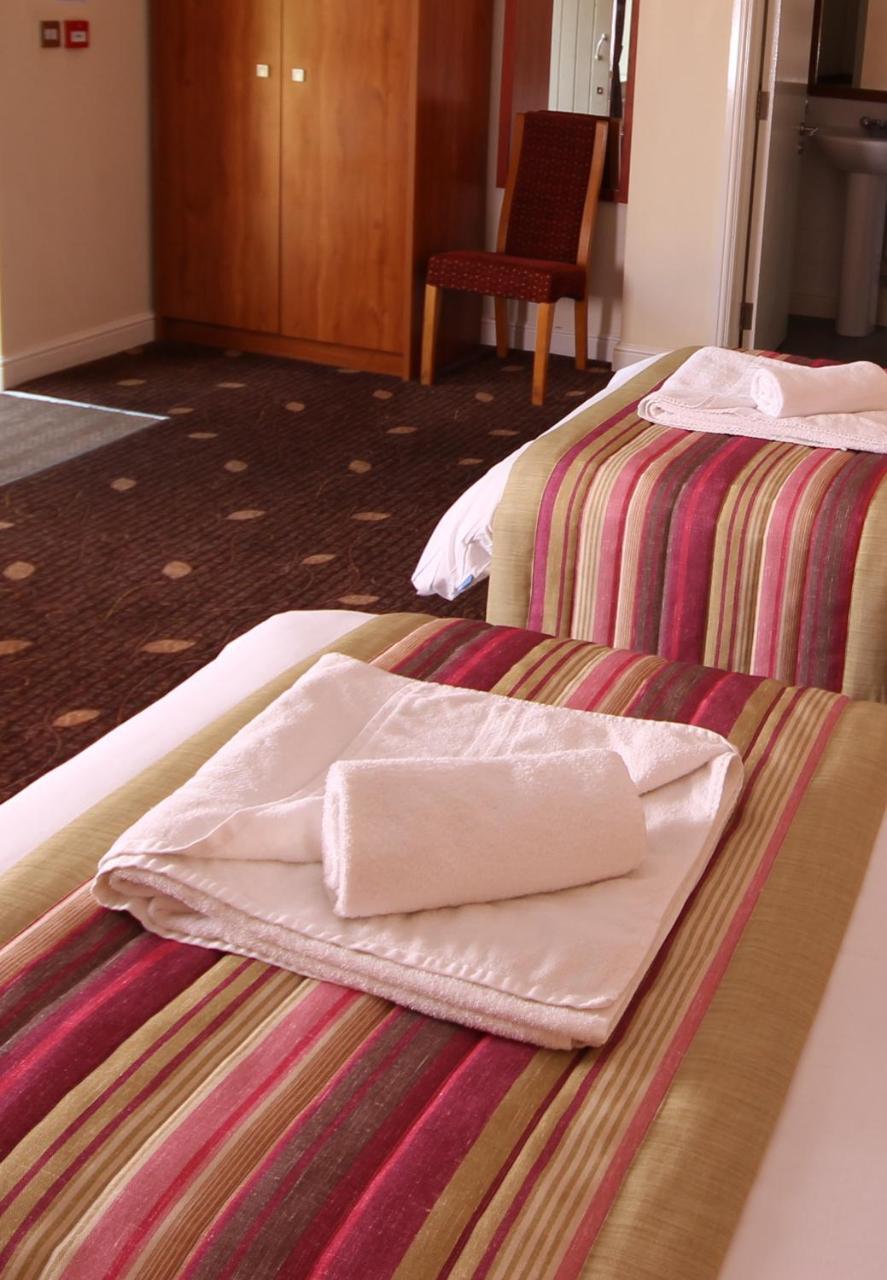 Plas Derwen Hotel Abergavenny Luaran gambar