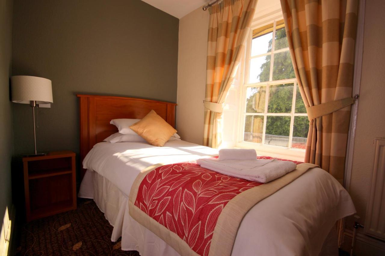 Plas Derwen Hotel Abergavenny Luaran gambar