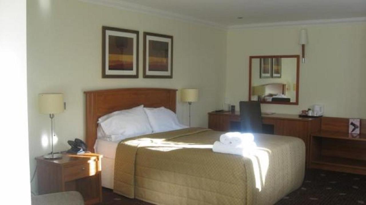 Plas Derwen Hotel Abergavenny Luaran gambar